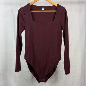 Old Navy Burgundy Ribbed Top NEW